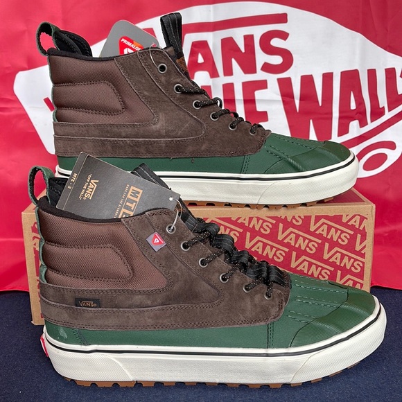 Vans Sk8-Hi Del Pat
Brown/Green
VNOA5JMNBGS
WMNS boots MTE - Picture 2 of 16
